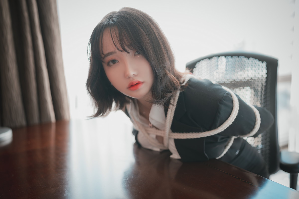 xgyw.top_[DJAWA]No.207_模特Yeeun_Knotting Class主题私房情趣捆绑秀豪乳翘臀诱惑写真104P