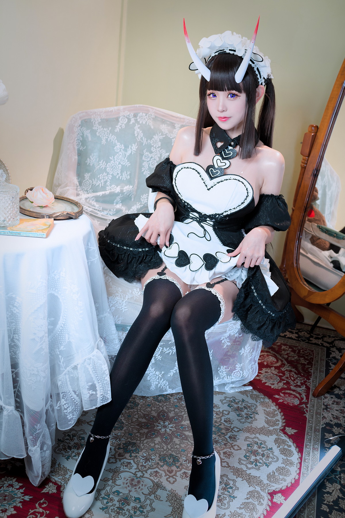 xgyw.top_网络美女miko酱ww能代女仆主题私房性感吊裙配黑丝吊袜秀完美身材诱惑写真36P