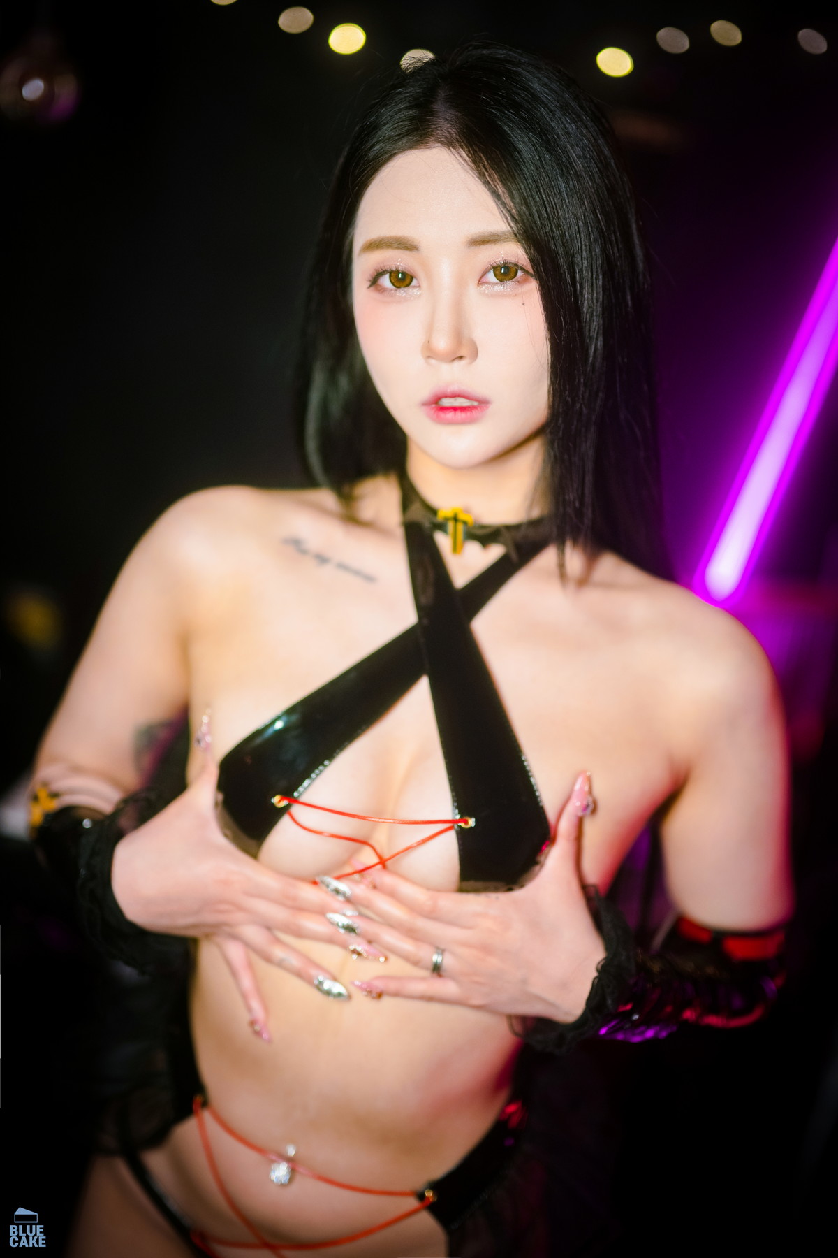 xgyw.top_韩国机构[BLUECAKE]_模特Bomi-POP Star主题性感皮质内衣 豹纹内衣诱惑写真109P