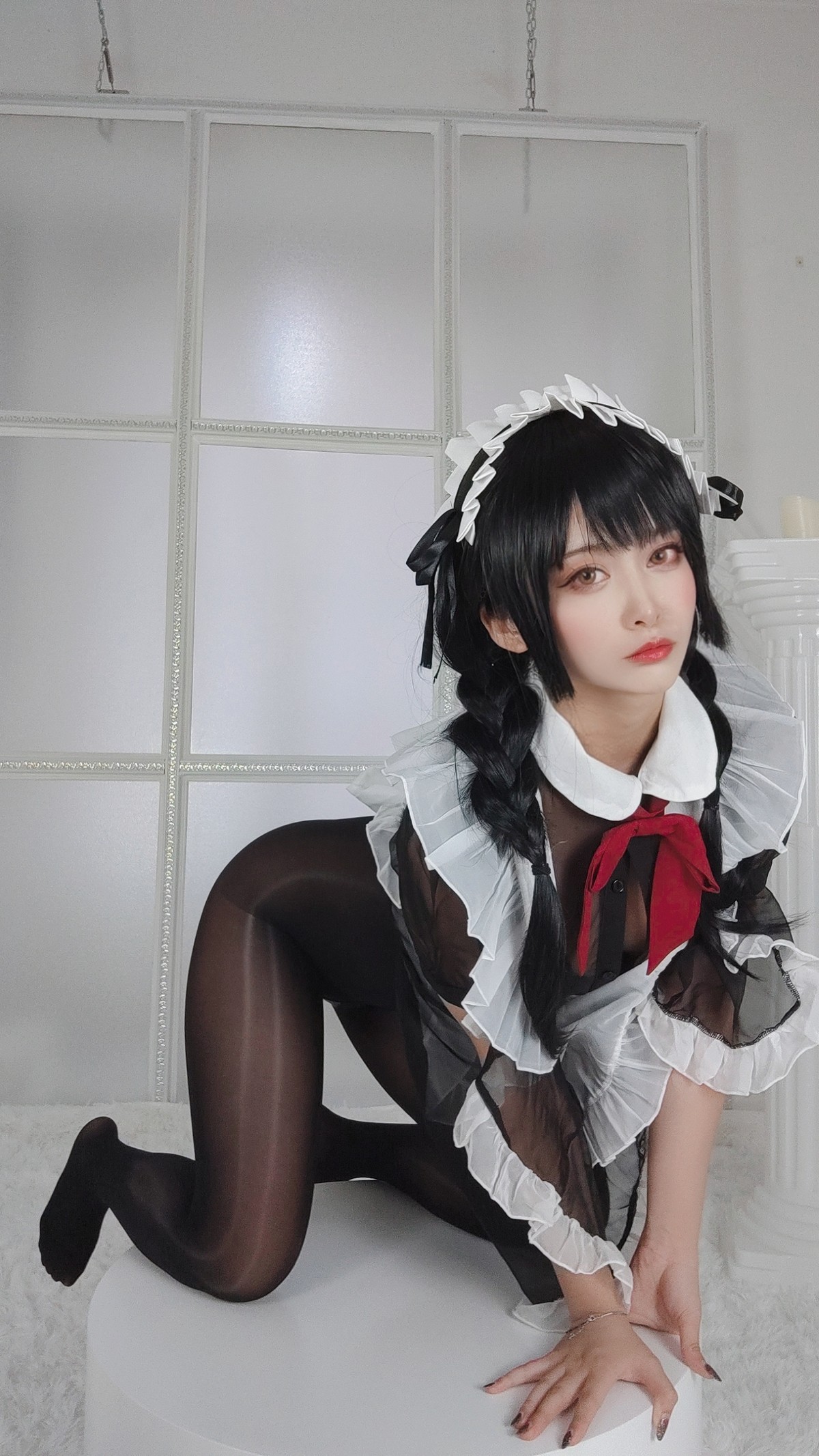 xgyw.top_动漫博主洛璃LoLiSAMA黑丝女仆主题性感女仆装配超薄无内黑丝秀翘臀诱惑写真93P
