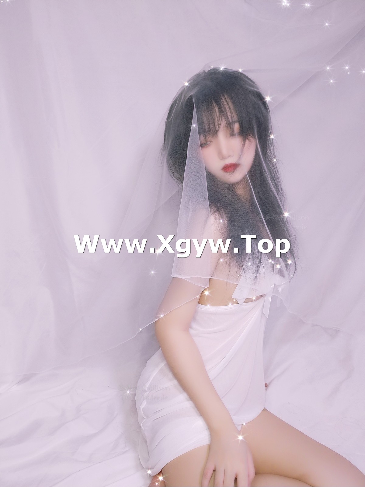 xgyw.top_萝莉小美女安妮白色睡衣主题私房脱性感白色薄纱睡衣露三点式内衣诱惑写真30P