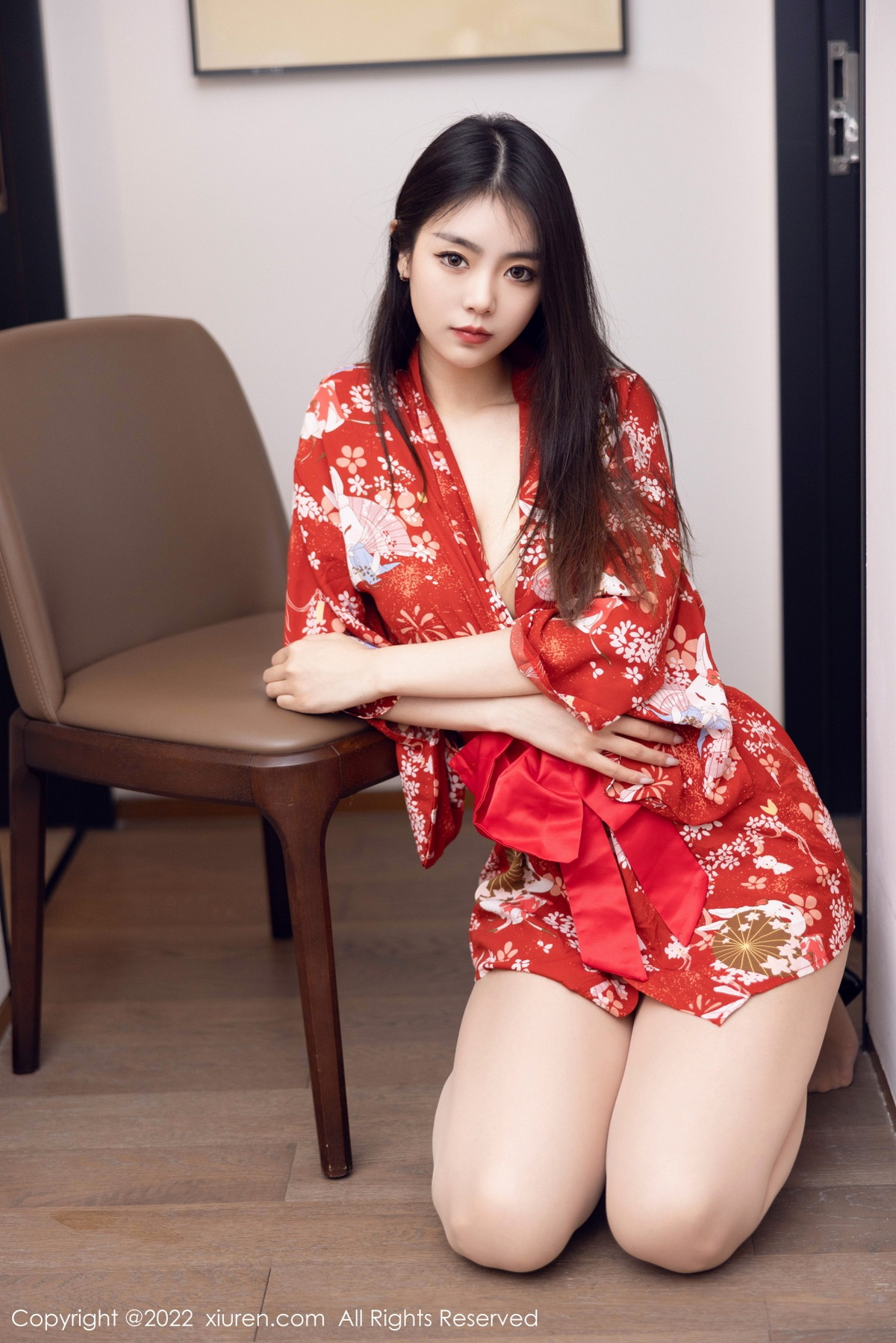 xgyw.top_XiuRen第5736_模特可乐Vicky红色图案服饰配超薄无内肉丝秀翘臀美腿诱惑写真53P