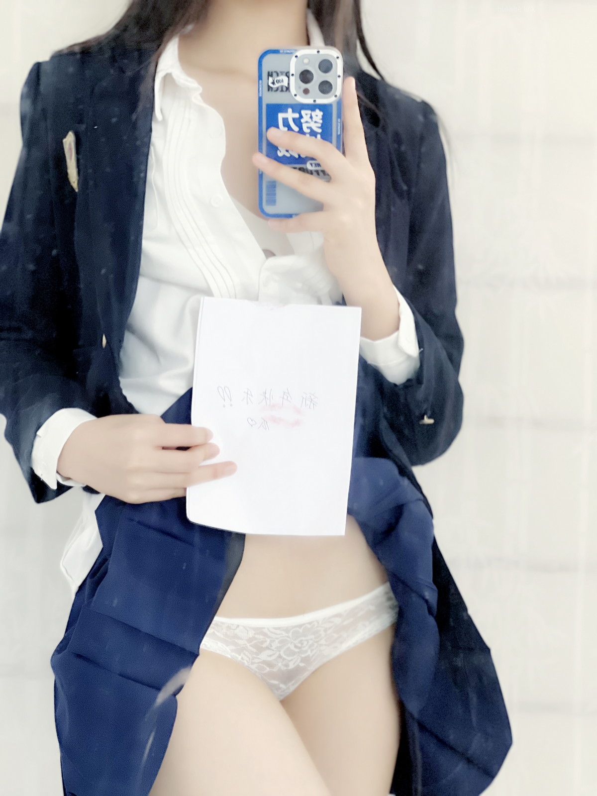 xgyw.top_网络美女西瓜少女新年祝福福利主题私房性感JK制服半脱露蕾丝内裤诱惑写真38P