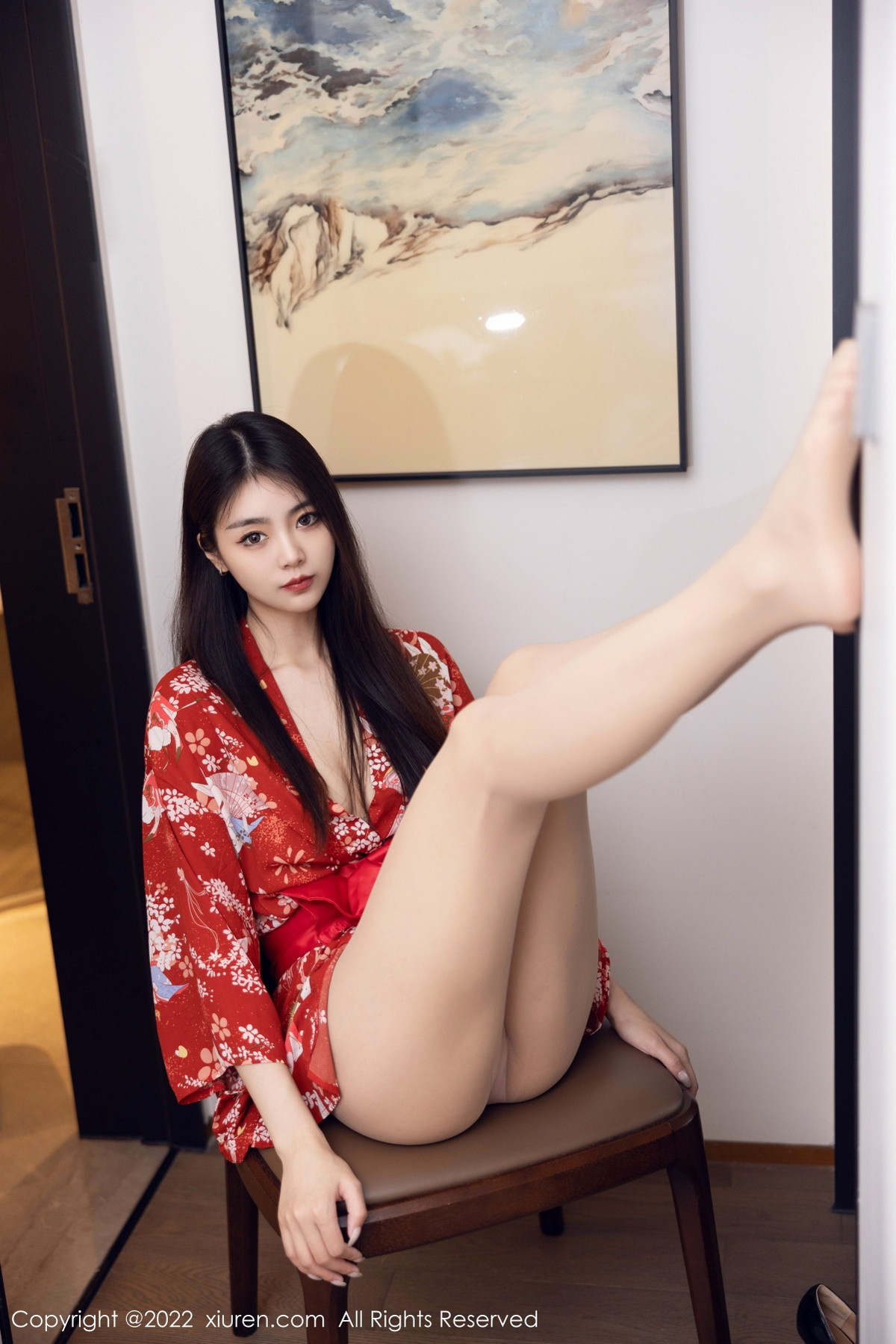 xgyw.top_XiuRen第5736_模特可乐Vicky红色图案服饰配超薄无内肉丝秀翘臀美腿诱惑写真53P
