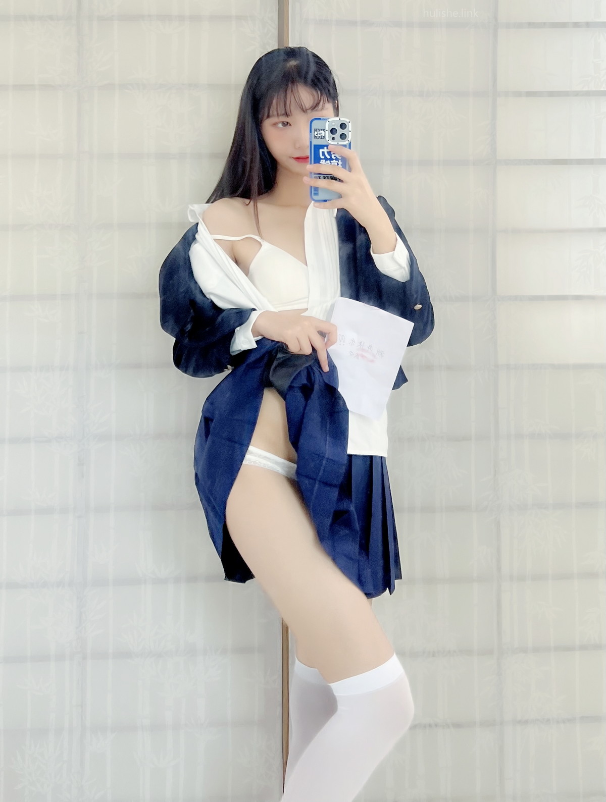 xgyw.top_网络美女西瓜少女新年祝福福利主题私房性感JK制服半脱露蕾丝内裤诱惑写真38P