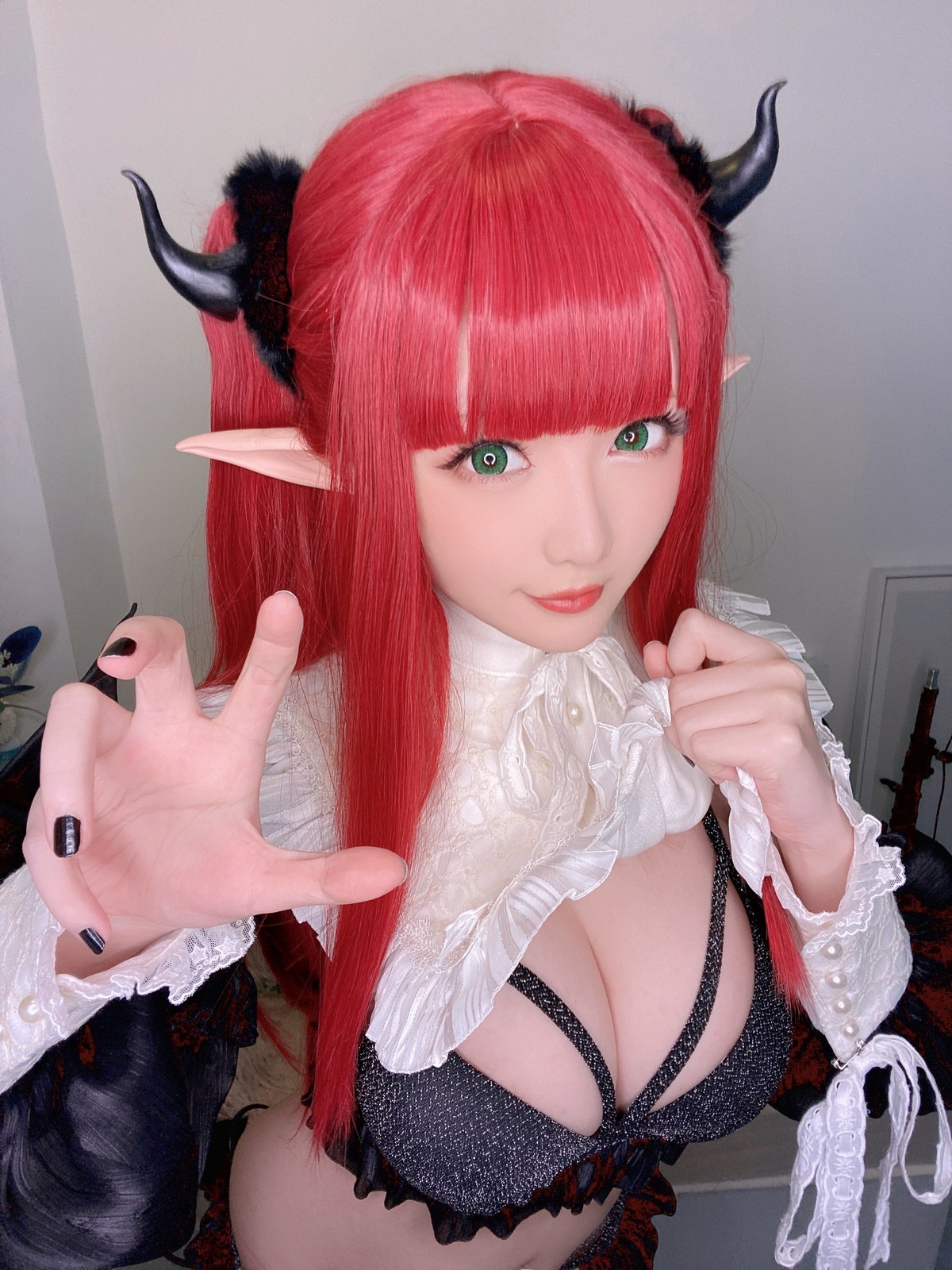 xgyw.top_Coser小姐姐星之迟迟利兹主题私房床上性感黑色内衣秀傲人豪乳极致诱惑写真39P