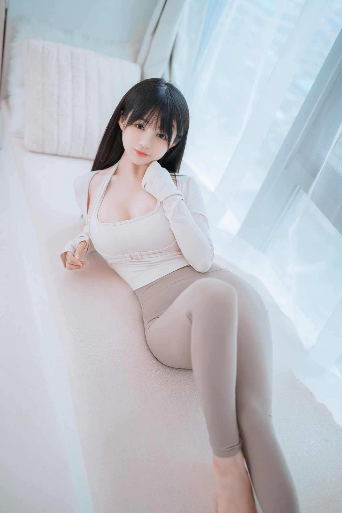 xgyw.top_网络美女桜井宁宁瑜伽妹妹主题性感紧身瑜伽服半脱秀惹火身材撩人诱惑写真111P