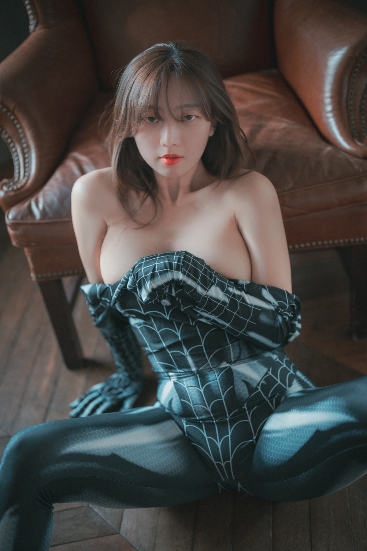 xgyw.top_[DJAWA]No.210_Yeeun_The Curvy Spider Girl主题紧身蜘蛛侠服饰秀完美身材诱惑写真48P