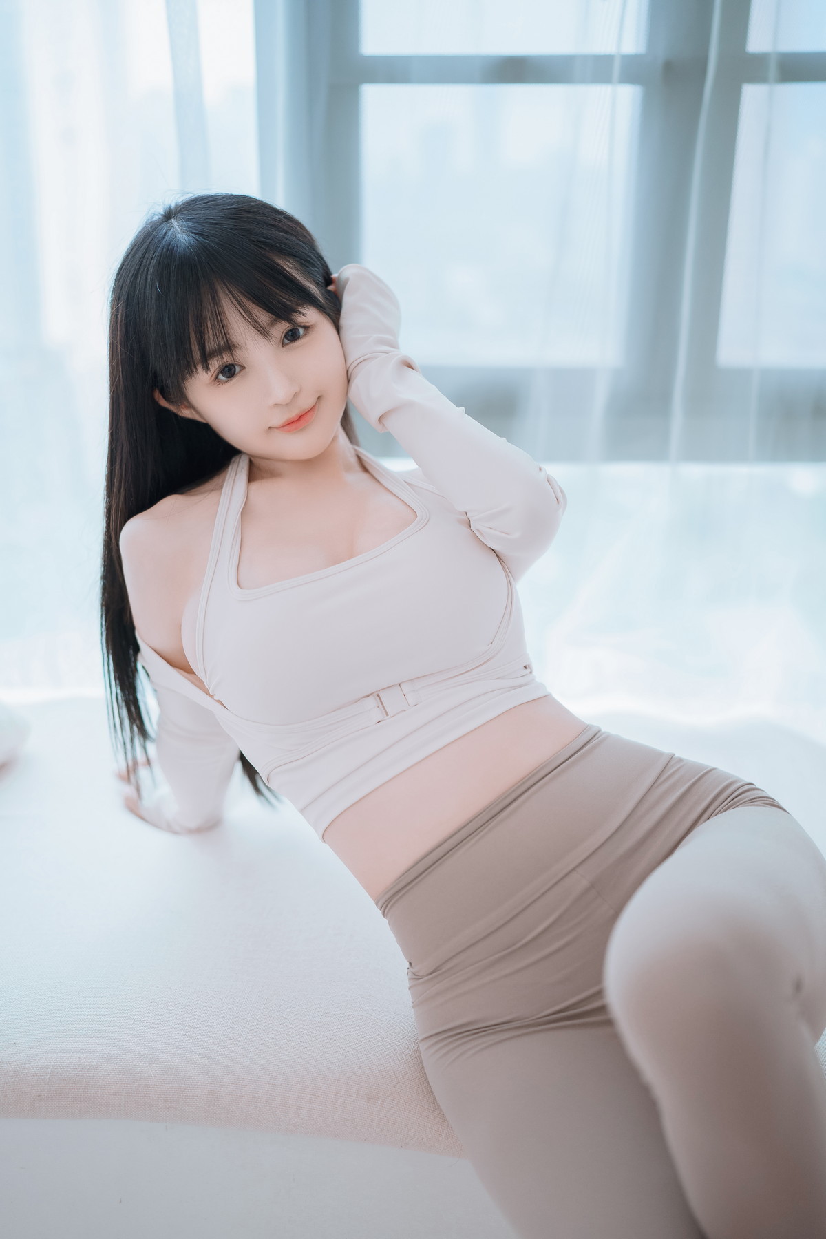 xgyw.top_网络美女桜井宁宁瑜伽妹妹主题性感紧身瑜伽服半脱秀惹火身材撩人诱惑写真111P