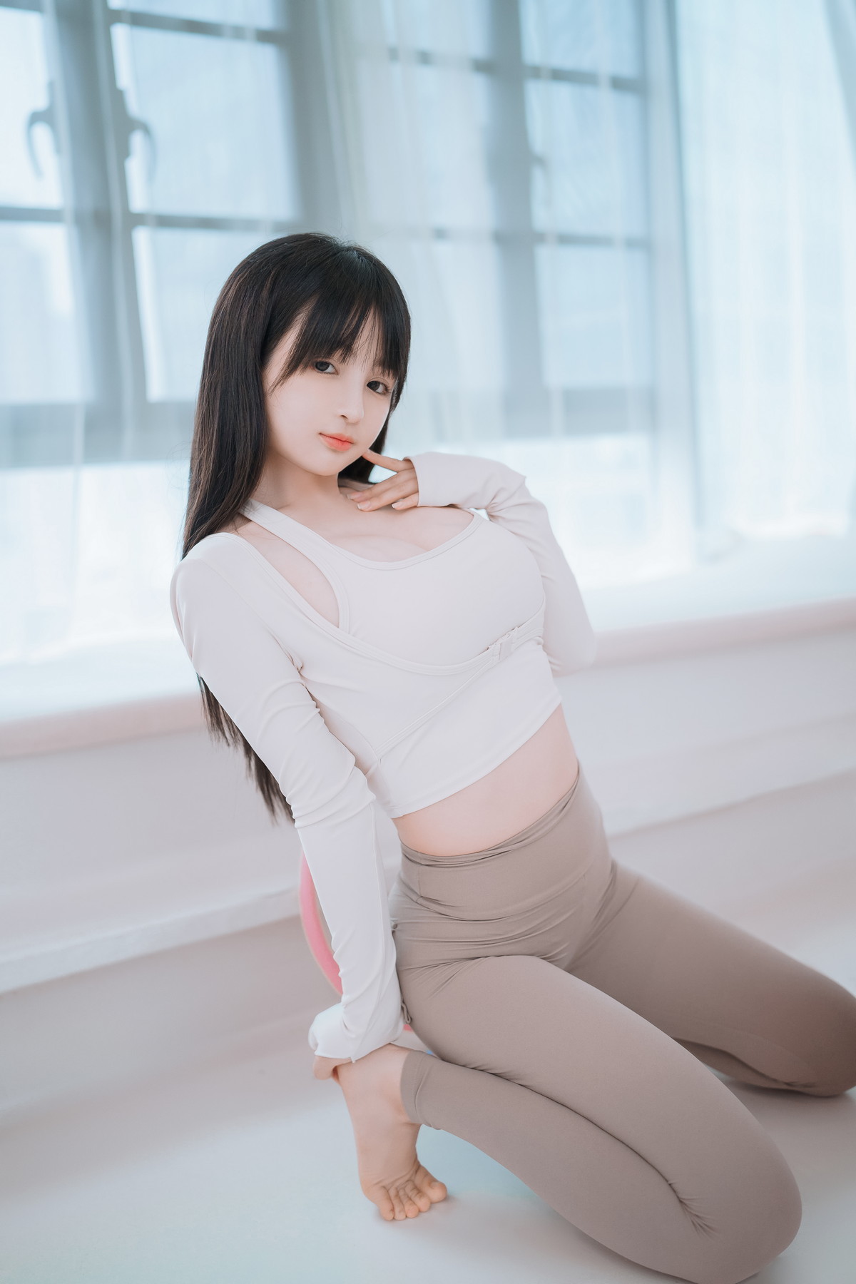 xgyw.top_网络美女桜井宁宁瑜伽妹妹主题性感紧身瑜伽服半脱秀惹火身材撩人诱惑写真111P