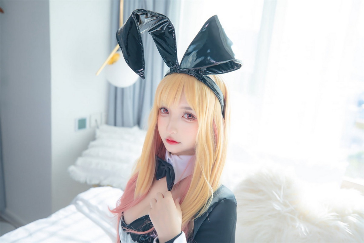 xgyw.top_萝莉美女神楽板真冬海梦兔女郎主题私房性感黑色皮质连体衣配黑丝吊袜诱惑写真75P