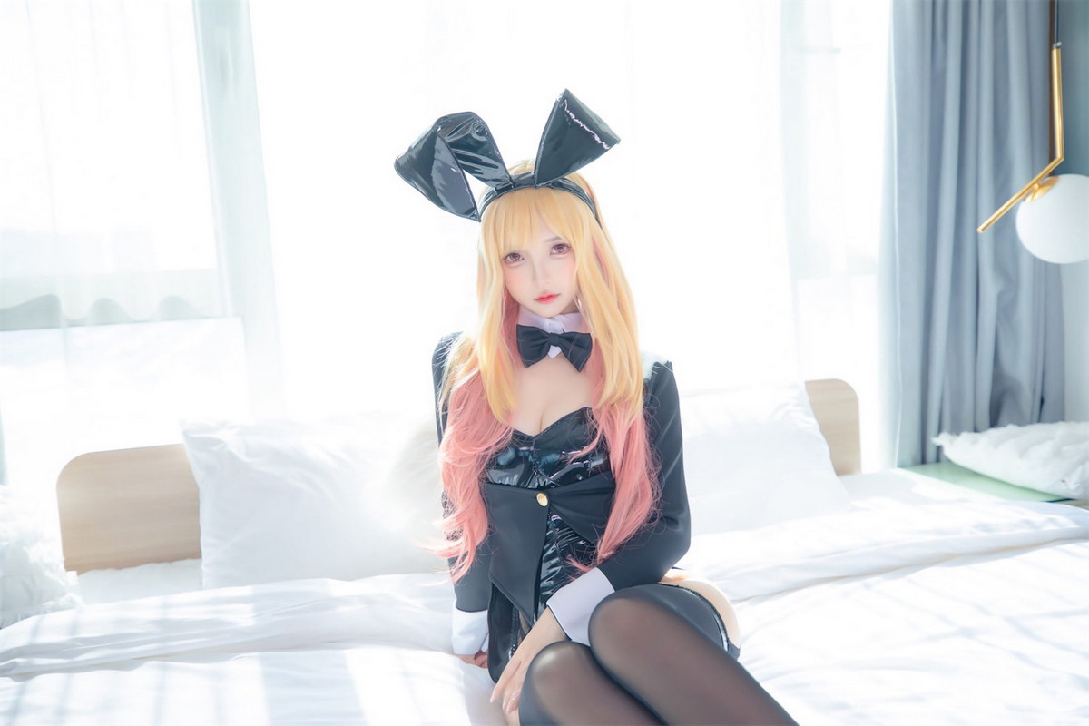 xgyw.top_萝莉美女神楽板真冬海梦兔女郎主题私房性感黑色皮质连体衣配黑丝吊袜诱惑写真75P