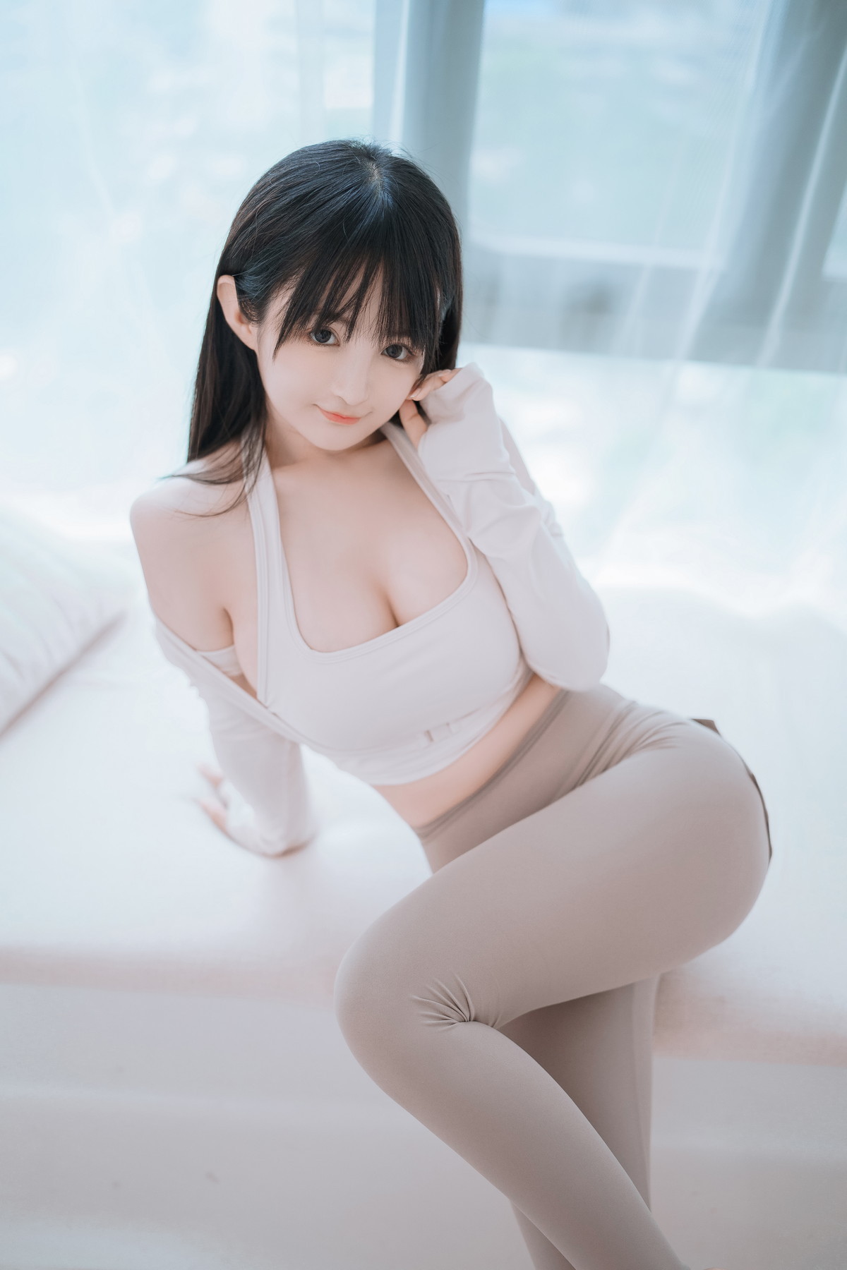 xgyw.top_网络美女桜井宁宁瑜伽妹妹主题性感紧身瑜伽服半脱秀惹火身材撩人诱惑写真111P