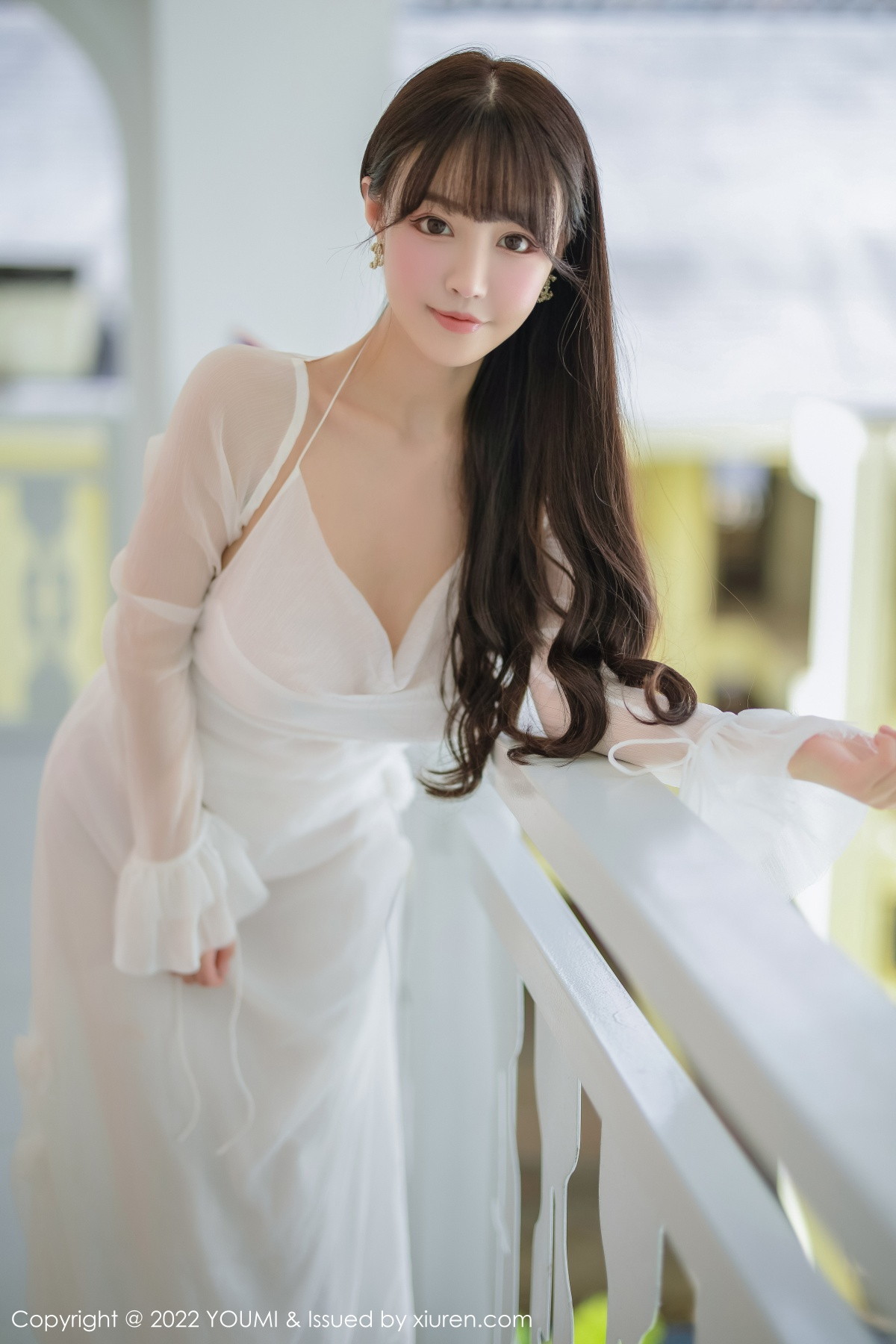 xgyw.top_[YouMi尤蜜荟]Vol.856_女神朱可儿Flora西双版纳旅拍白色连衣长裙配白丝吊袜诱惑写真88P