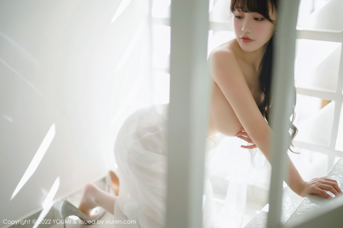 xgyw.top_[YouMi尤蜜荟]Vol.856_女神朱可儿Flora西双版纳旅拍白色连衣长裙配白丝吊袜诱惑写真88P