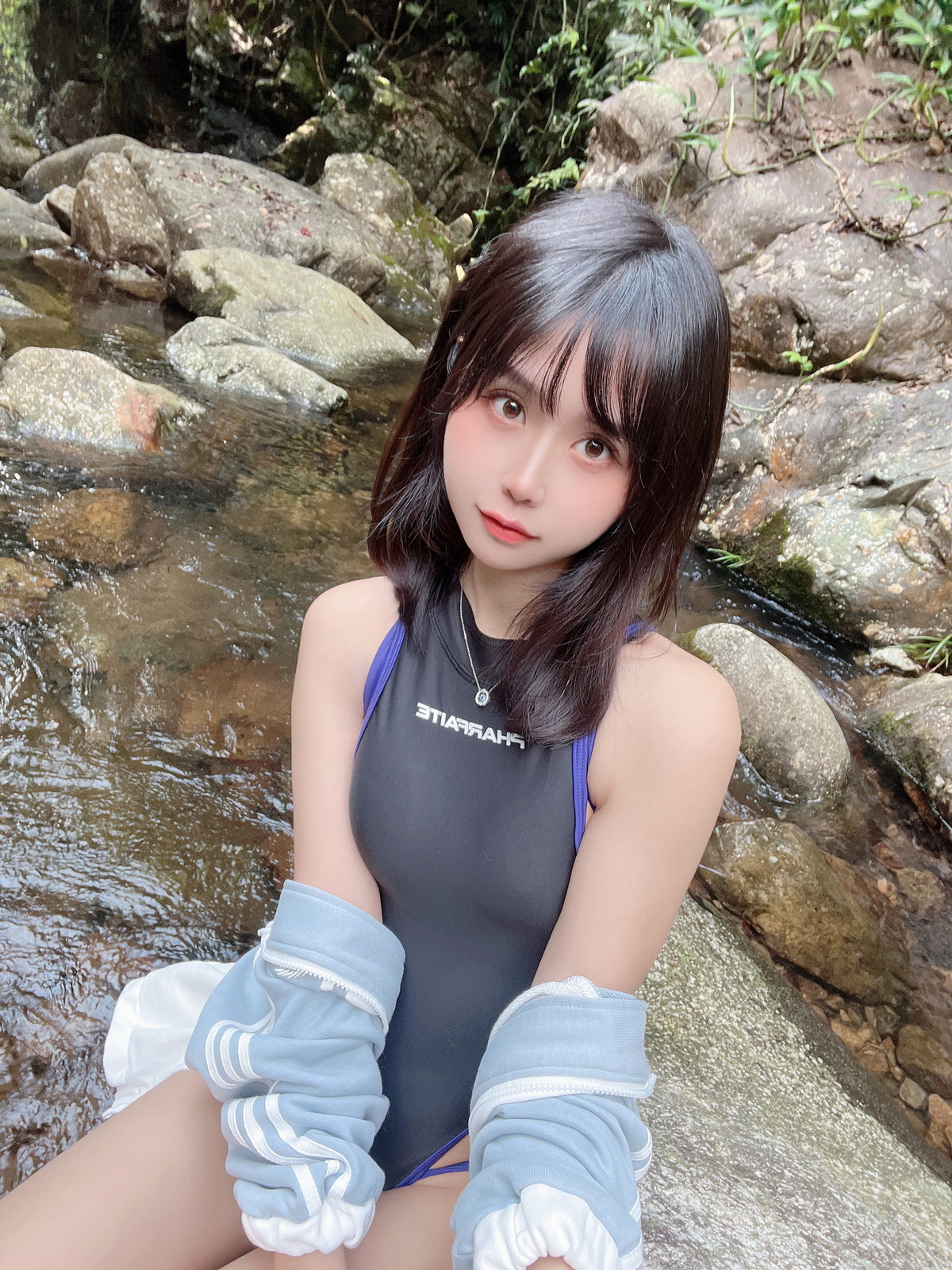 xgyw.top_阳光美少女萌芽儿＆琪鸽百合竞技泳衣主题户外性感连体泳装秀完美身材诱惑写真86P