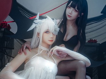 网络青春美女焖焖碳＆Tomoyo酱碧蓝航线主题性感白色薄纱吊裙秀完美身材骚扰写真29P