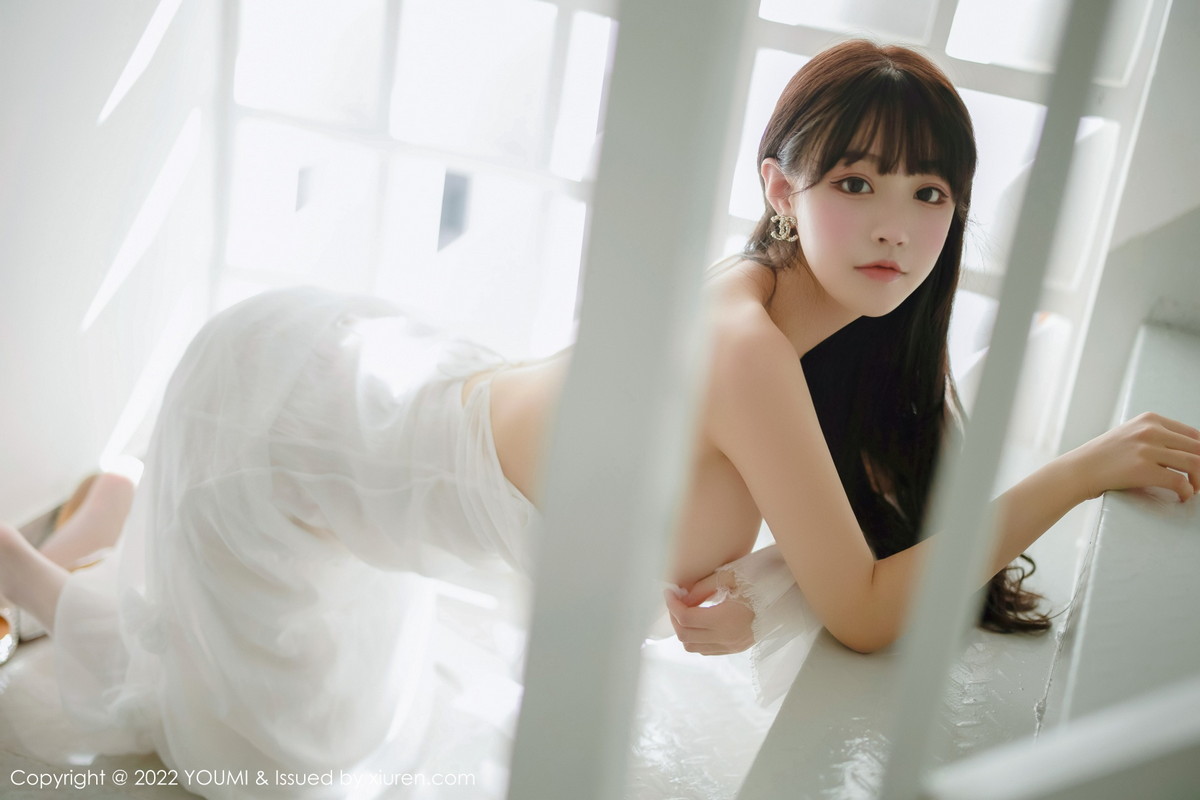 xgyw.top_[YouMi尤蜜荟]Vol.856_女神朱可儿Flora西双版纳旅拍白色连衣长裙配白丝吊袜诱惑写真88P