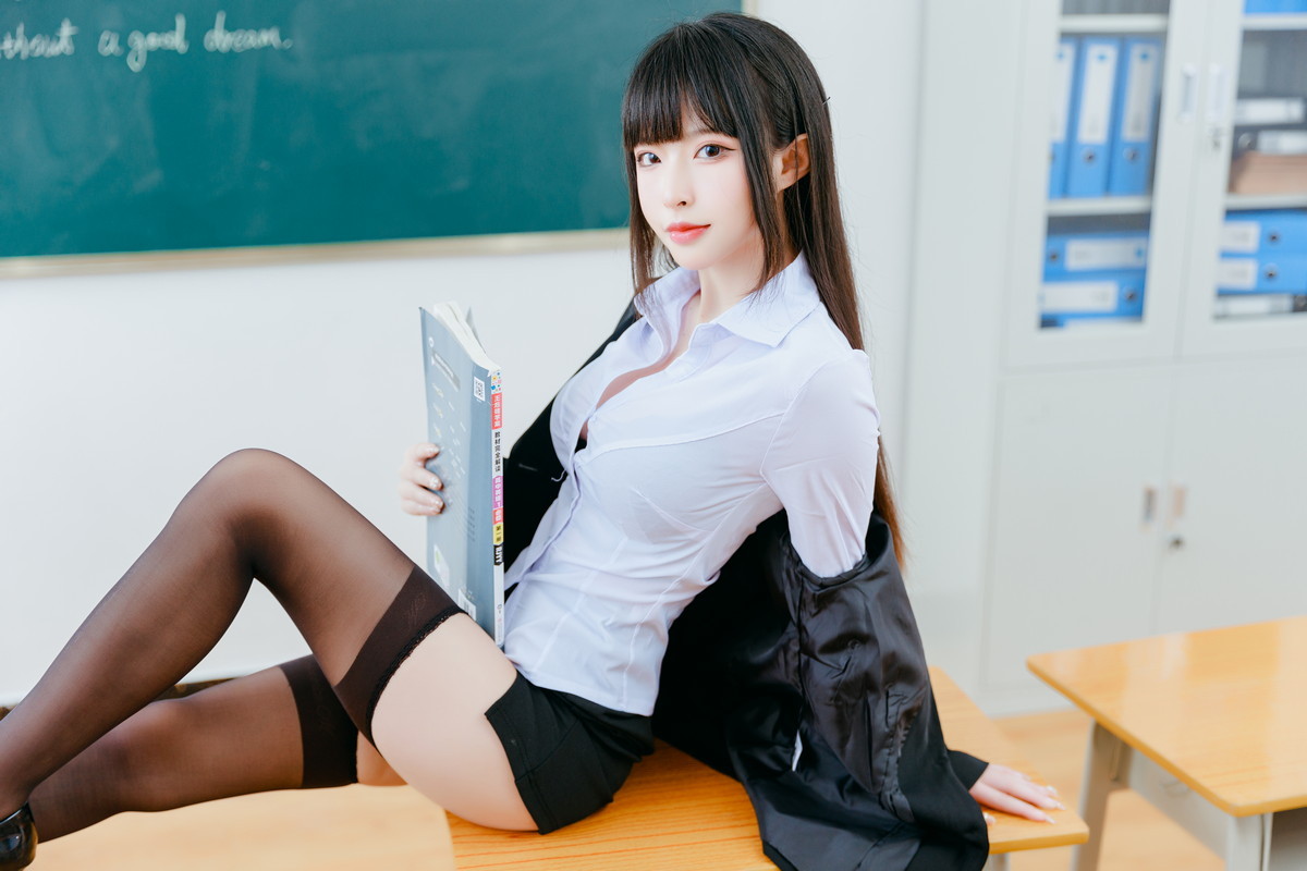 xgyw.top_性感尤物清水由乃放学后主题性感白T配黑短裙半脱露黑色蕾丝内衣撩人诱惑写真87P