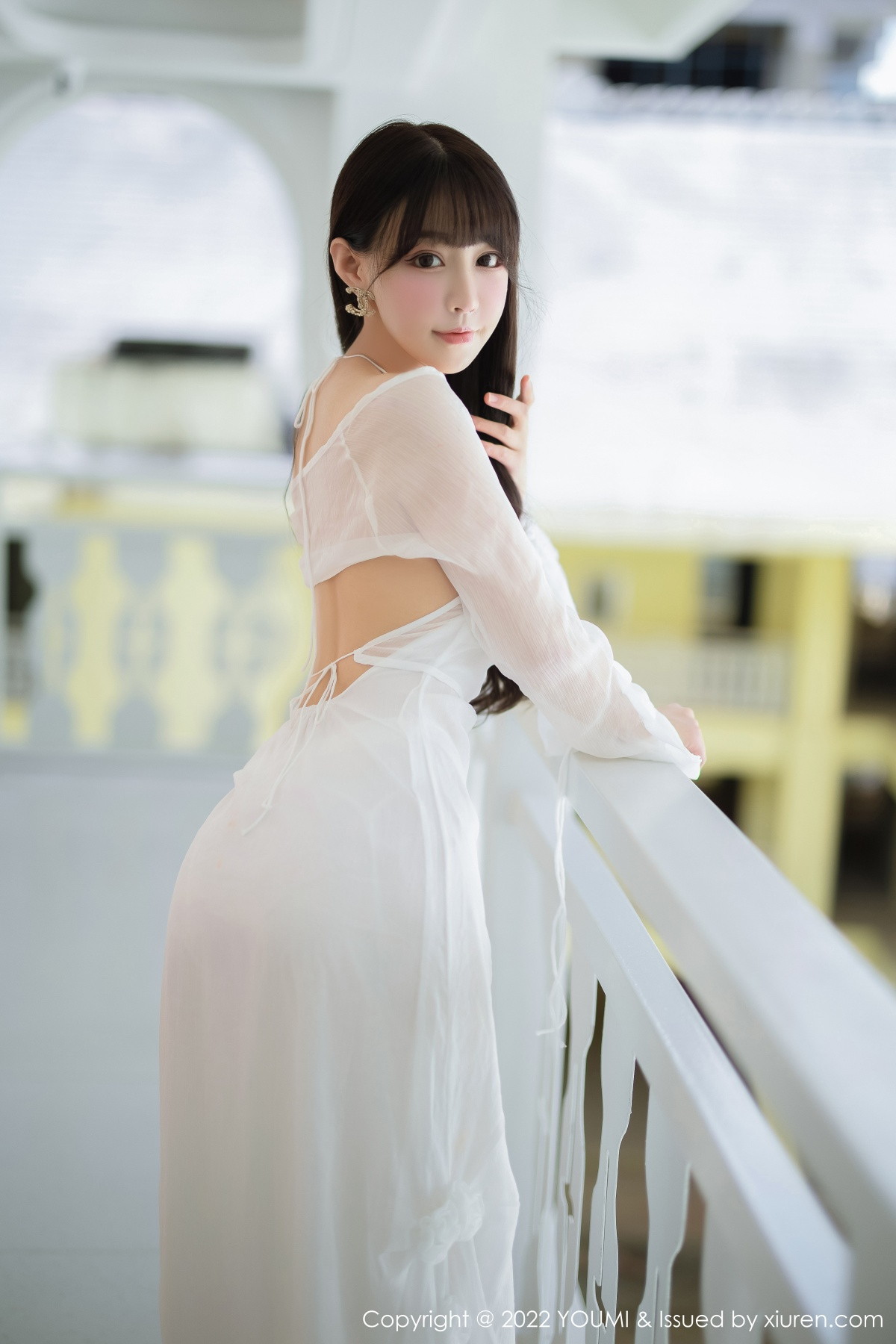 xgyw.top_[YouMi尤蜜荟]Vol.856_女神朱可儿Flora西双版纳旅拍白色连衣长裙配白丝吊袜诱惑写真88P
