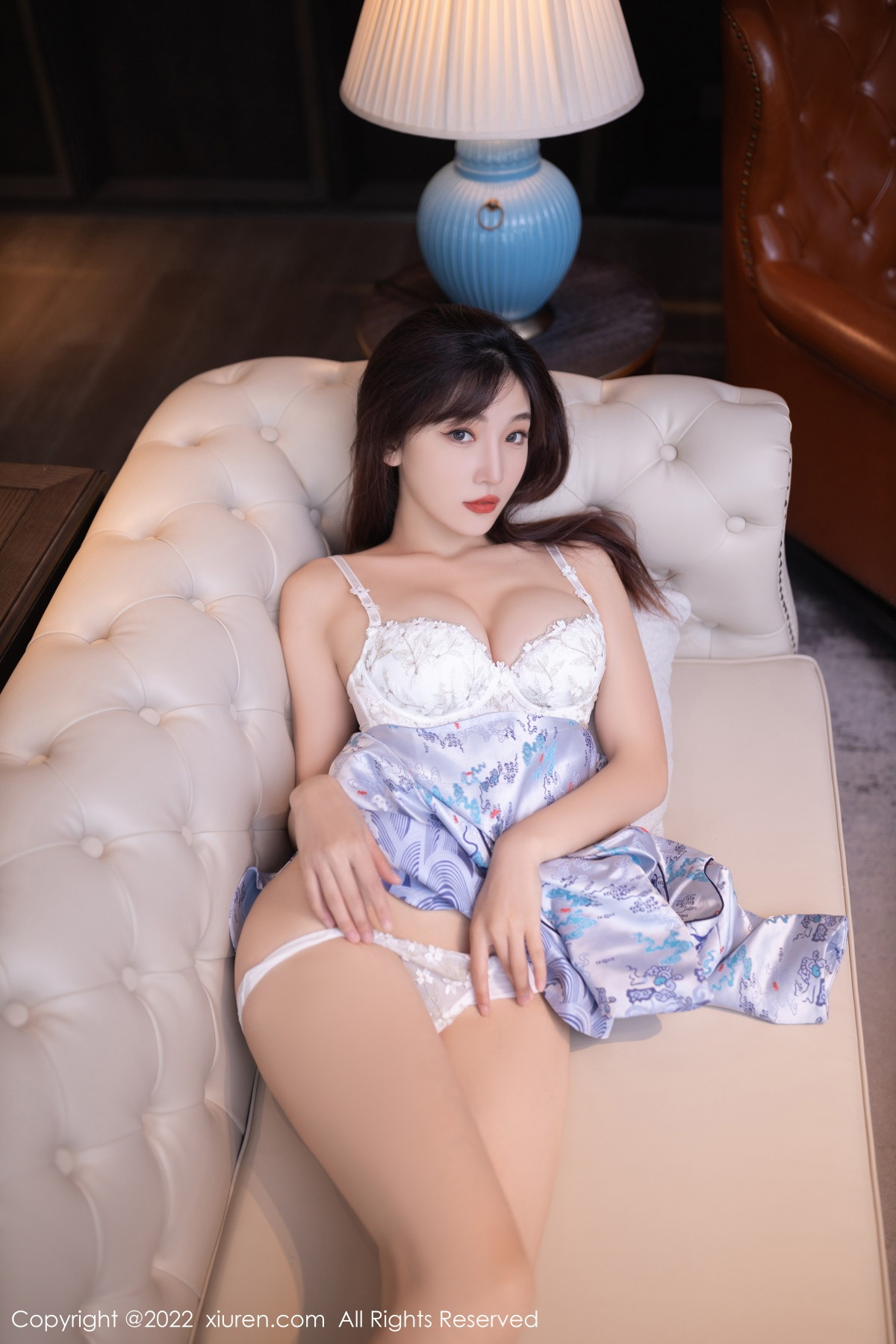 xgyw.top_XiuRen第5739_模特陆萱萱性感青花瓷图案旗袍配超薄肉丝秀完美身材诱惑写真80P
