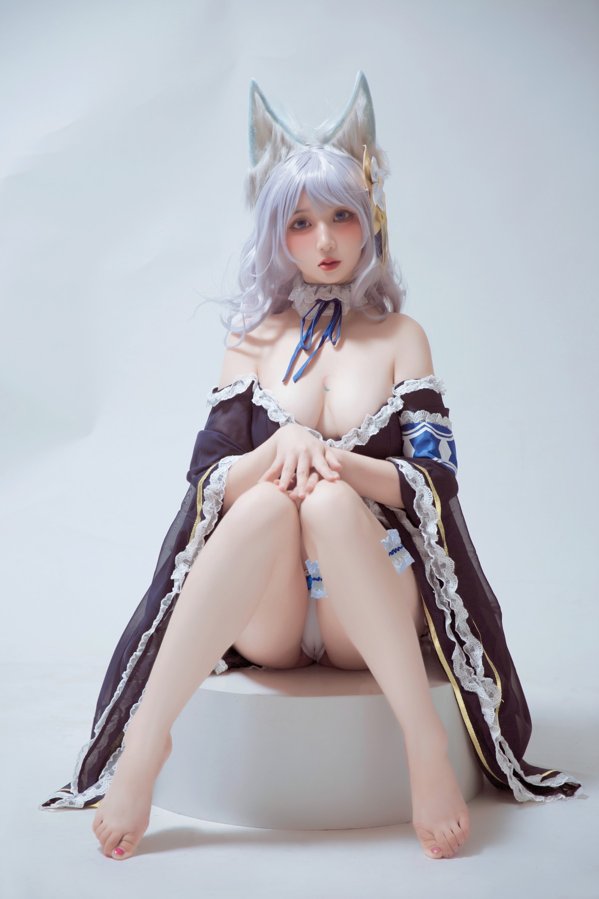 xgyw.top_Coser美女Ruby蘸酱美美碧蓝航线信浓睡衣主题性感低胸睡衣秀豪乳诱惑写真28P