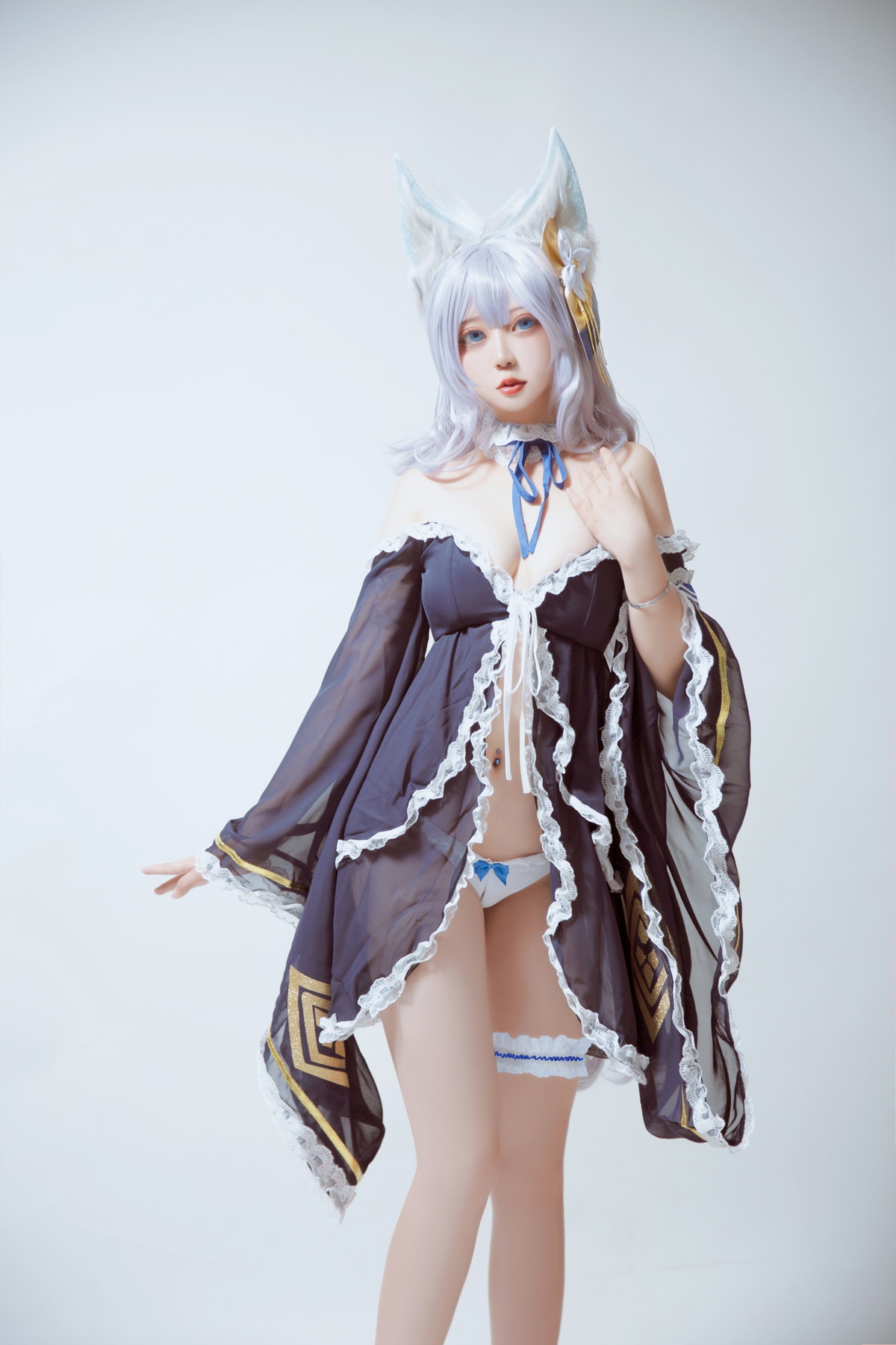 xgyw.top_Coser美女Ruby蘸酱美美碧蓝航线信浓睡衣主题性感低胸睡衣秀豪乳诱惑写真28P