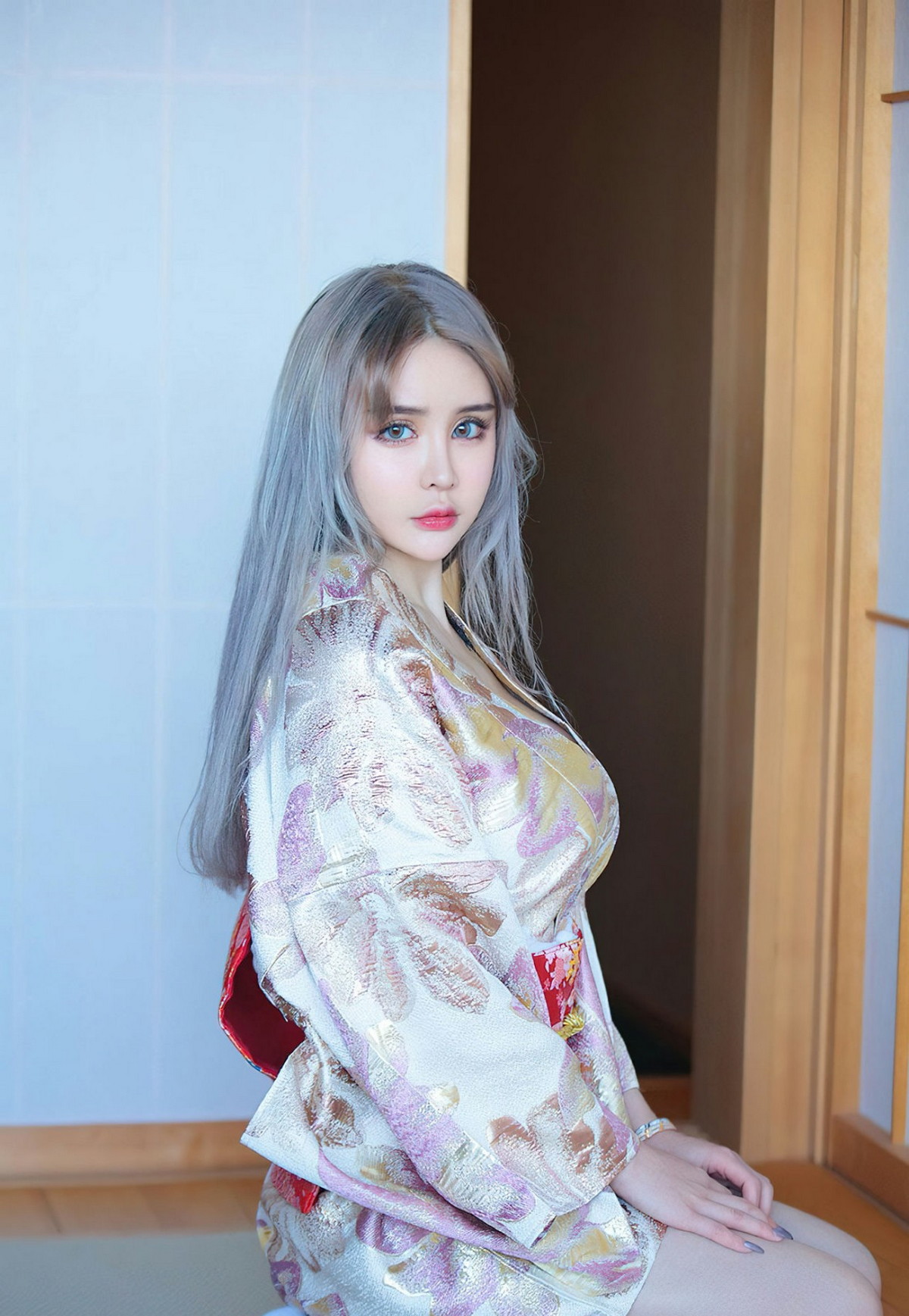 xgyw.top_[Ugirls爱尤物]No.2441_模特青树私房性感日系和服主题半脱露白嫩豪乳撩人诱惑写真35P
