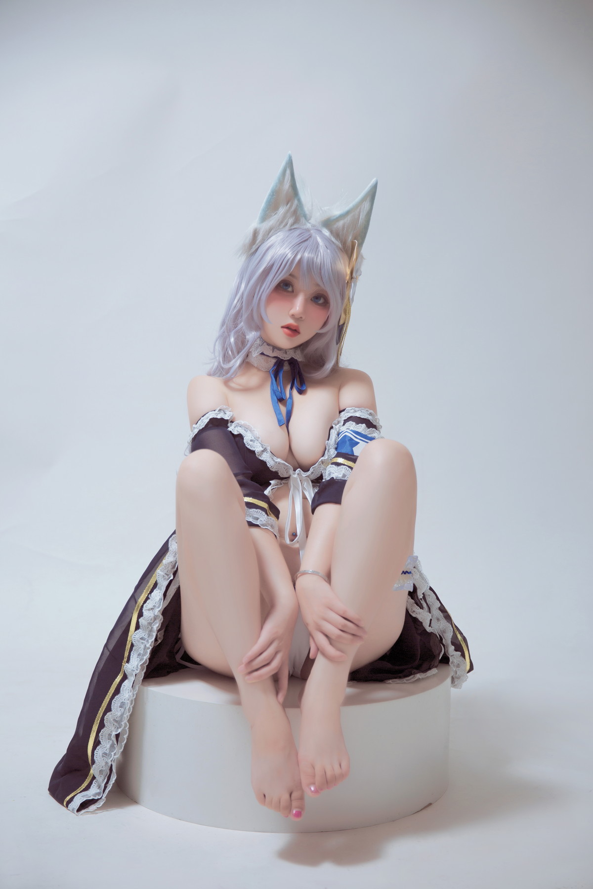 xgyw.top_Coser美女Ruby蘸酱美美碧蓝航线信浓睡衣主题性感低胸睡衣秀豪乳诱惑写真28P