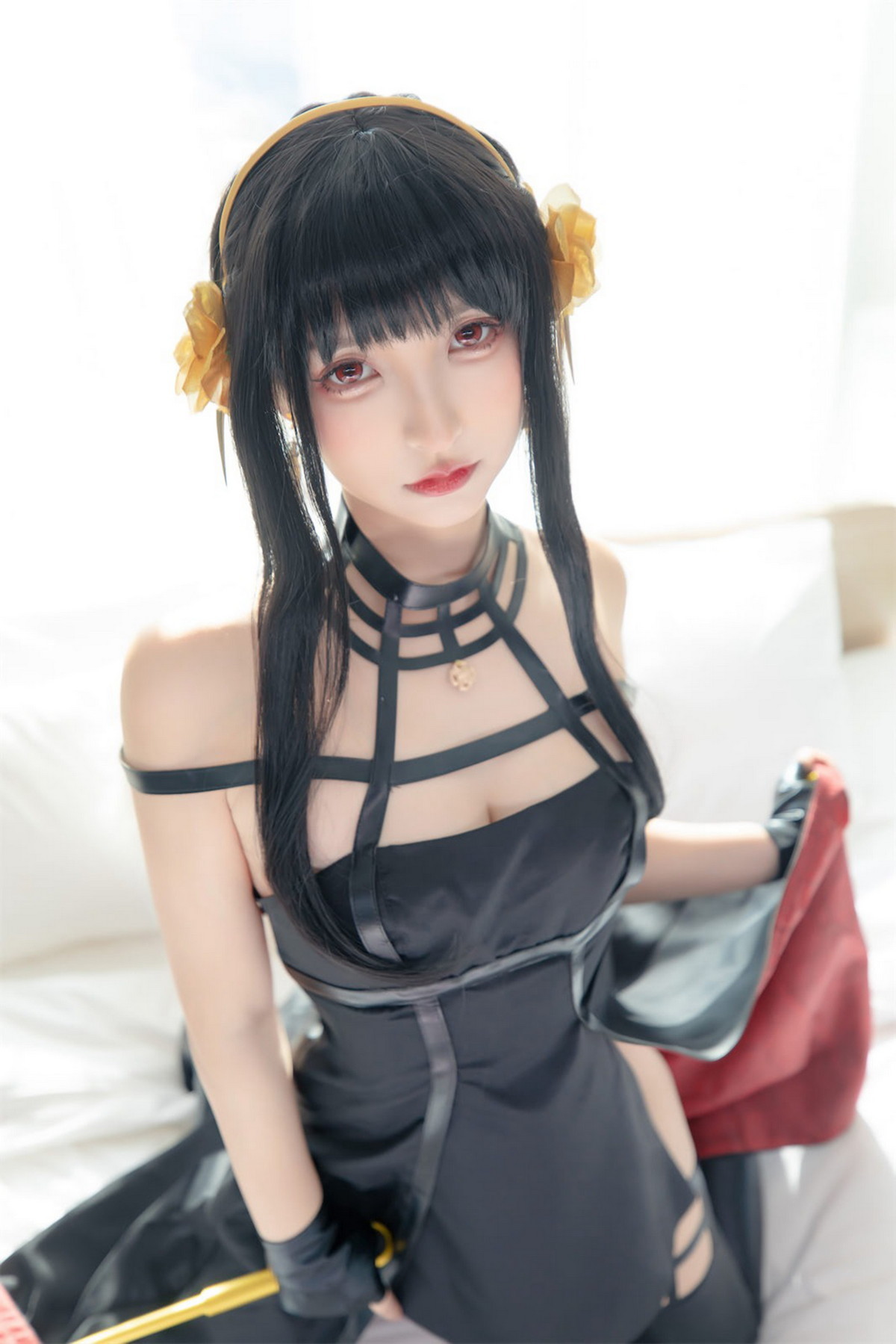 xgyw.top_萝莉美女神楽板真冬约尔太太主题性感黑色吊裙配皮质腿袜秀翘臀美腿诱惑写真75P