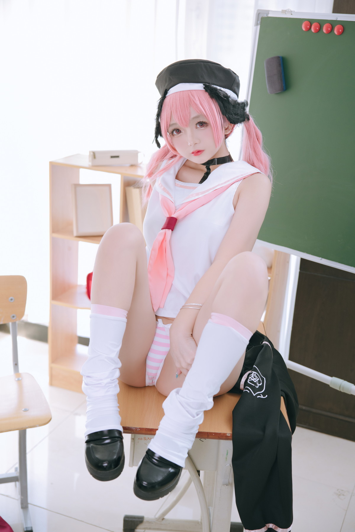 xgyw.top_Cosplay美女日奈娇下江小春主题室内脱性感学生制服露三点式内衣迷人诱惑写真149P