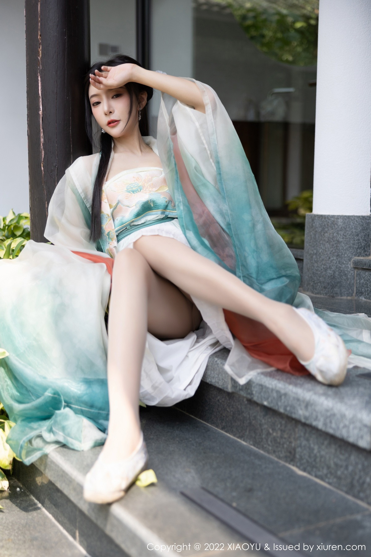 xgyw.top_[XiaoYu画语界]Vol.889_女神王馨瑶yanni杭州旅拍户外场景性感浅色古装服迷人诱惑写真92P