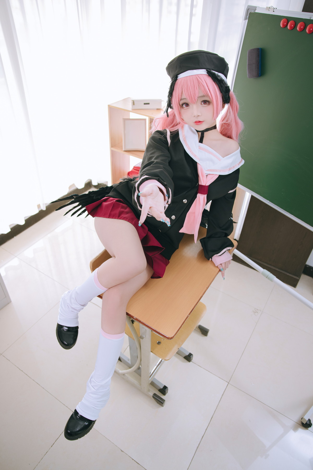 xgyw.top_Cosplay美女日奈娇下江小春主题室内脱性感学生制服露三点式内衣迷人诱惑写真149P