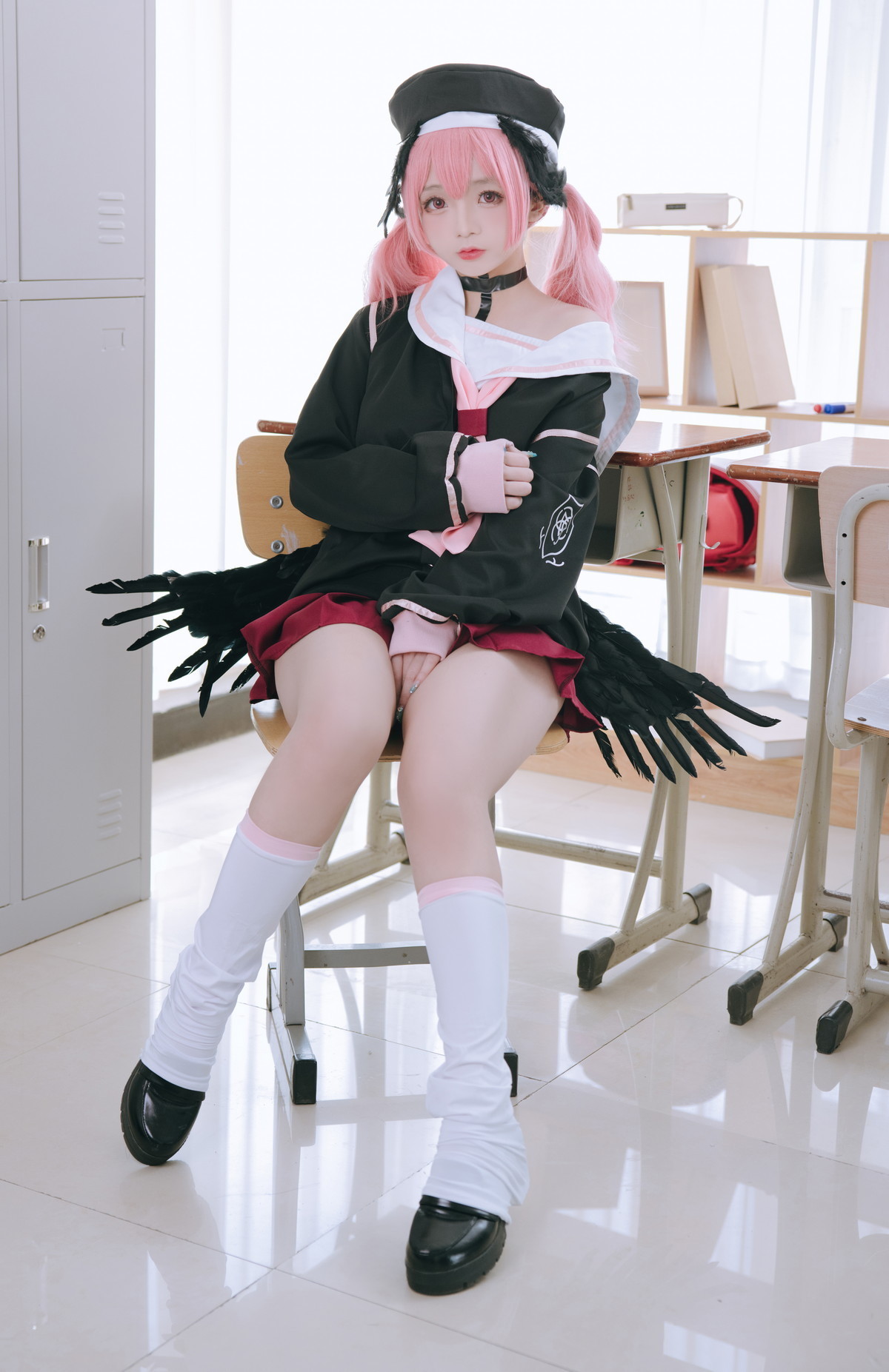 xgyw.top_Cosplay美女日奈娇下江小春主题室内脱性感学生制服露三点式内衣迷人诱惑写真149P