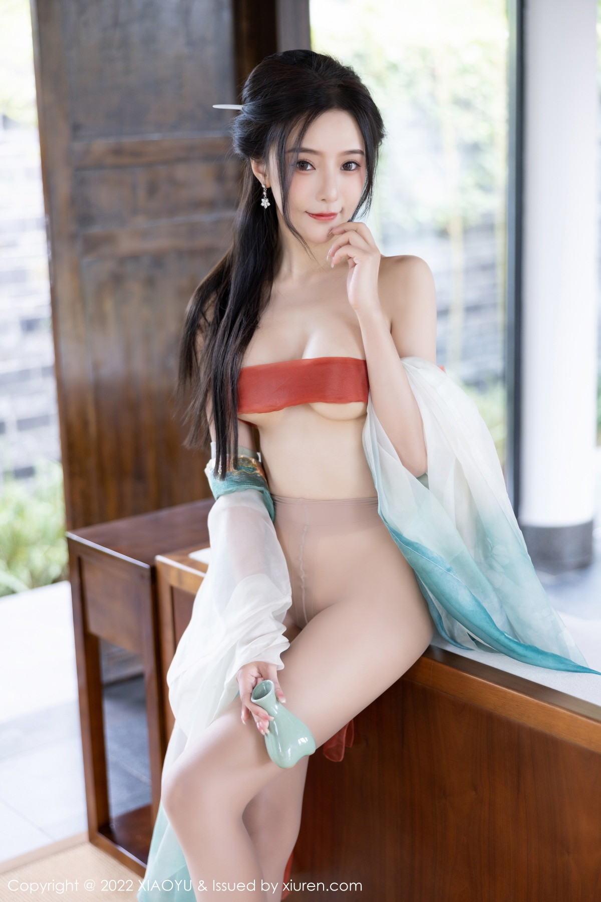 xgyw.top_[XiaoYu画语界]Vol.889_女神王馨瑶yanni杭州旅拍户外场景性感浅色古装服迷人诱惑写真92P