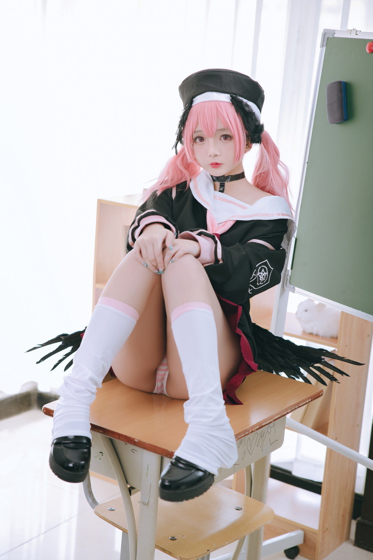 xgyw.top_Cosplay美女日奈娇下江小春主题室内脱性感学生制服露三点式内衣迷人诱惑写真149P