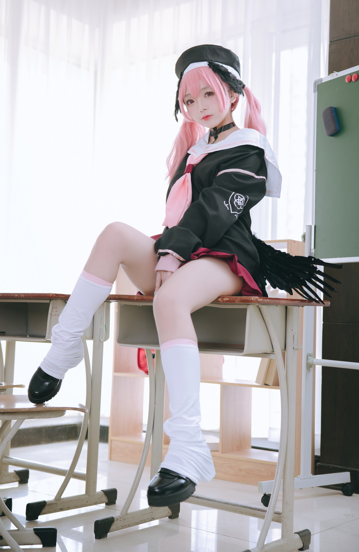 xgyw.top_Cosplay美女日奈娇下江小春主题室内脱性感学生制服露三点式内衣迷人诱惑写真149P