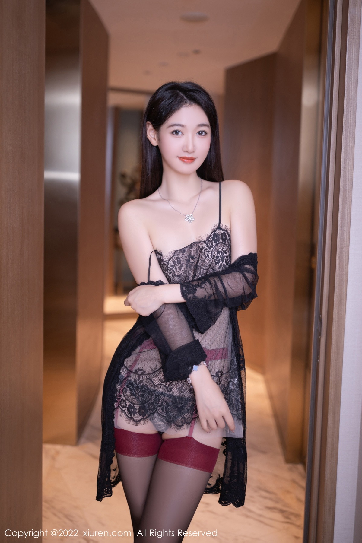 xgyw.top_XiuRen第5752期_模特唐安琪私房黑色轻透薄纱裙配黑丝吊袜秀曼妙身姿诱惑写真81P