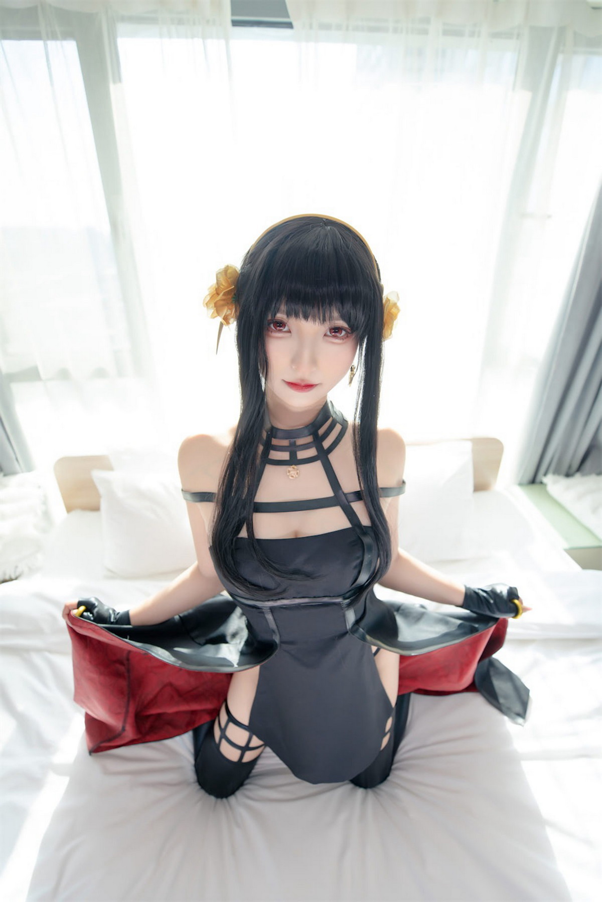 xgyw.top_萝莉美女神楽板真冬约尔太太主题性感黑色吊裙配皮质腿袜秀翘臀美腿诱惑写真75P