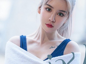 [Ugirls爱极品]No.2443_车模青树私人性感深蓝色贴身泳装秀完美身材迷人骚扰写真35P