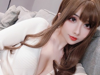 网络青春美女rioko凉凉子睡着了主题私人床上性感灰色蕾丝内衣秀惹火身材骚扰写真45P