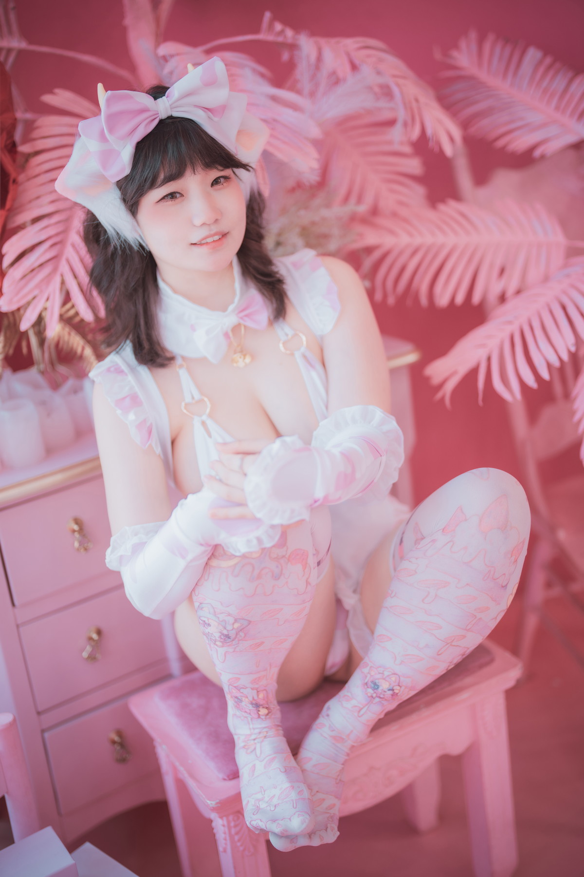 xgyw.top_[DJAWA]No.212_模特Mimmi_Cream Cow Milk主题私房性感牛奶三点式内衣撩人诱惑写真106P