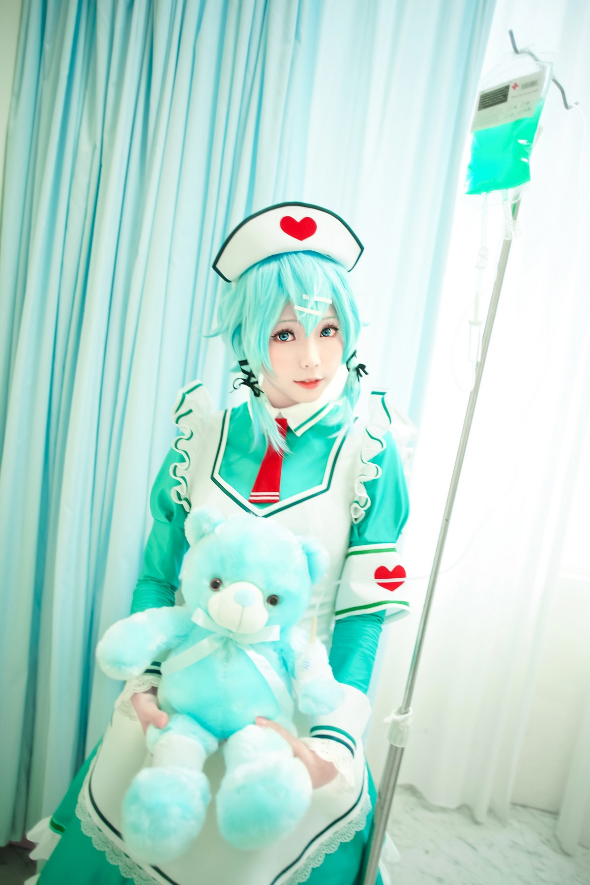 xgyw.top_Coser妹子Ely_eee诗乃护士主题私房性感绿色护士装秀完美身材迷人诱惑写真32P