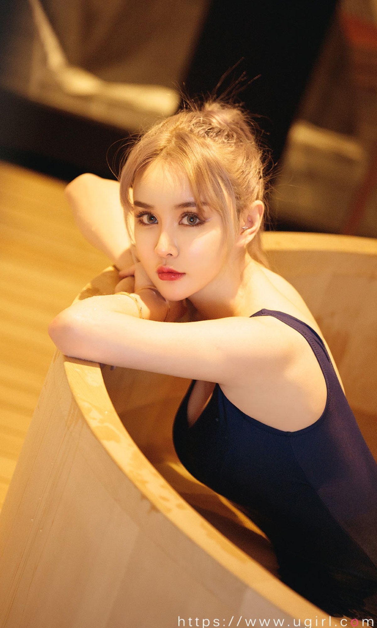 xgyw.top_[Ugirls爱尤物]No.2443_模特青树私房性感深蓝色连体泳装秀完美身材迷人诱惑写真35P