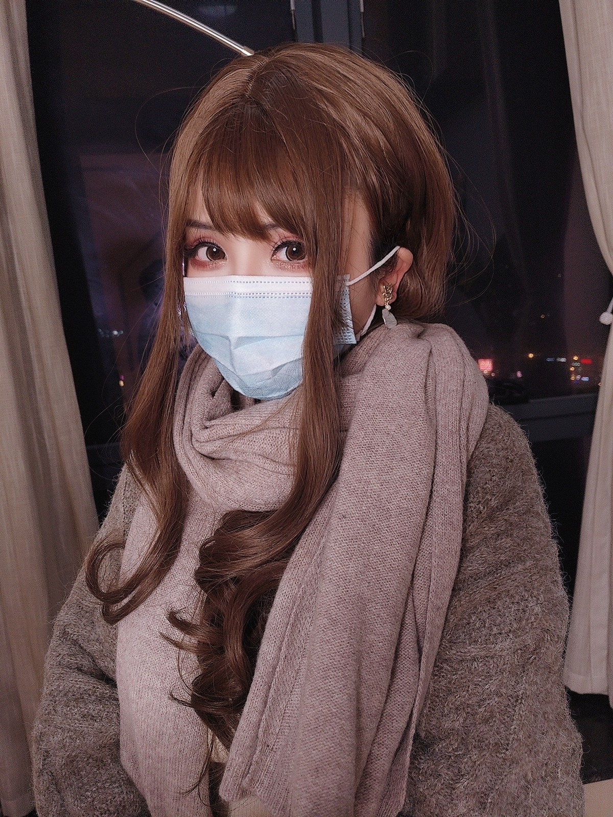 xgyw.top_网络美女rioko凉凉子睡着了主题私房床上性感灰色蕾丝内衣秀惹火身材诱惑写真45P