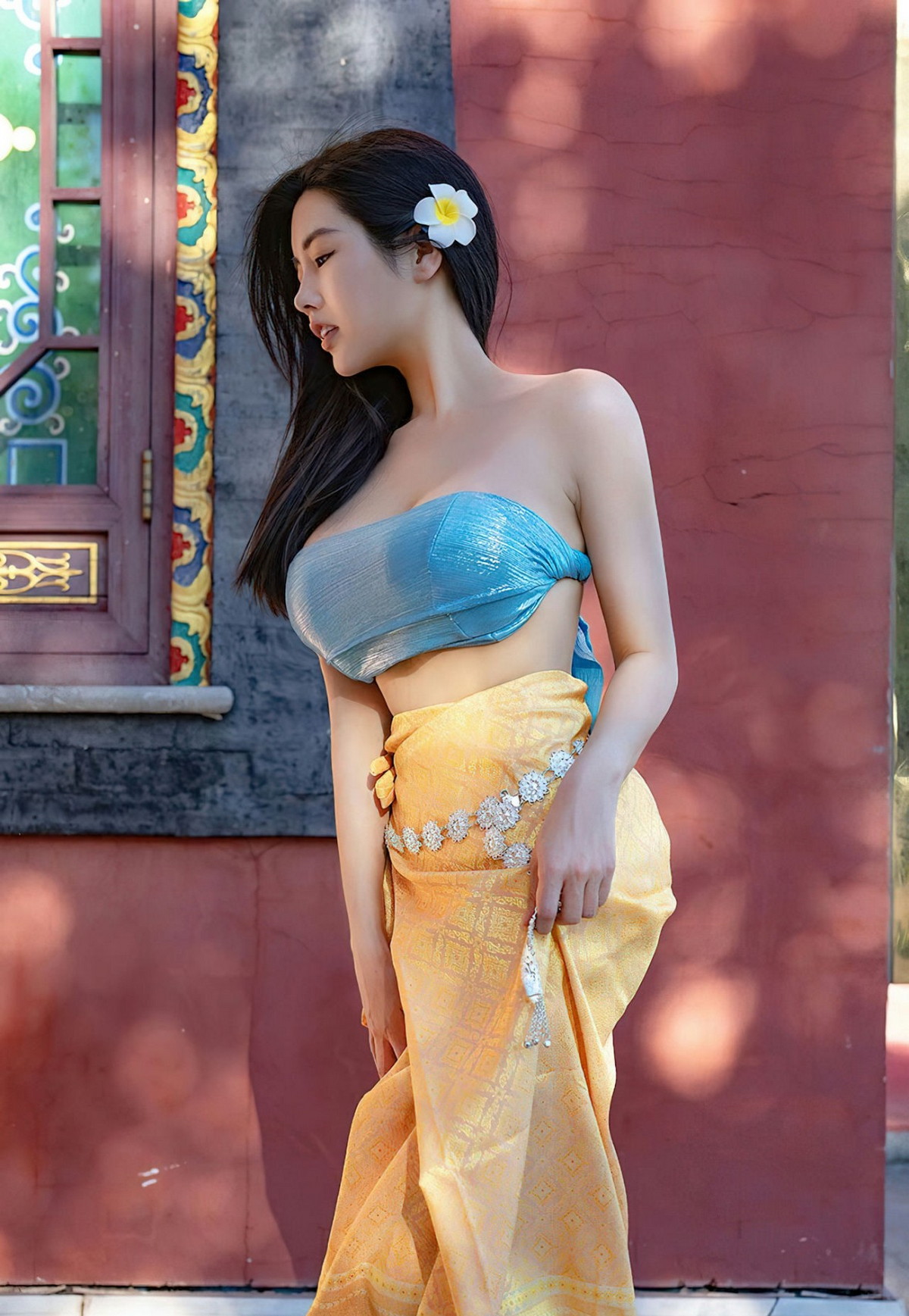 xgyw.top_[Ugirls爱尤物]No.2444_模特娜露心语心愿主题性感抹胸内衣秀完美身材靓丽迷人写真35P