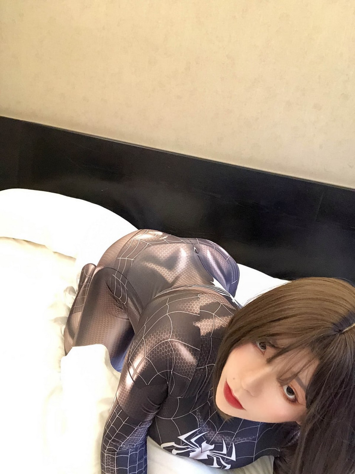 xgyw.top_网络美女奶兔biubiu蜘蛛侠妹妹主题性感黑色蜘蛛侠服饰紧身秀完美身材诱惑写真87P