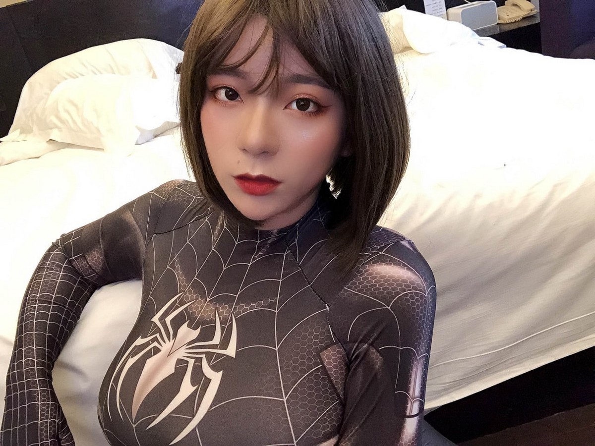 xgyw.top_网络美女奶兔biubiu蜘蛛侠妹妹主题性感黑色蜘蛛侠服饰紧身秀完美身材诱惑写真87P