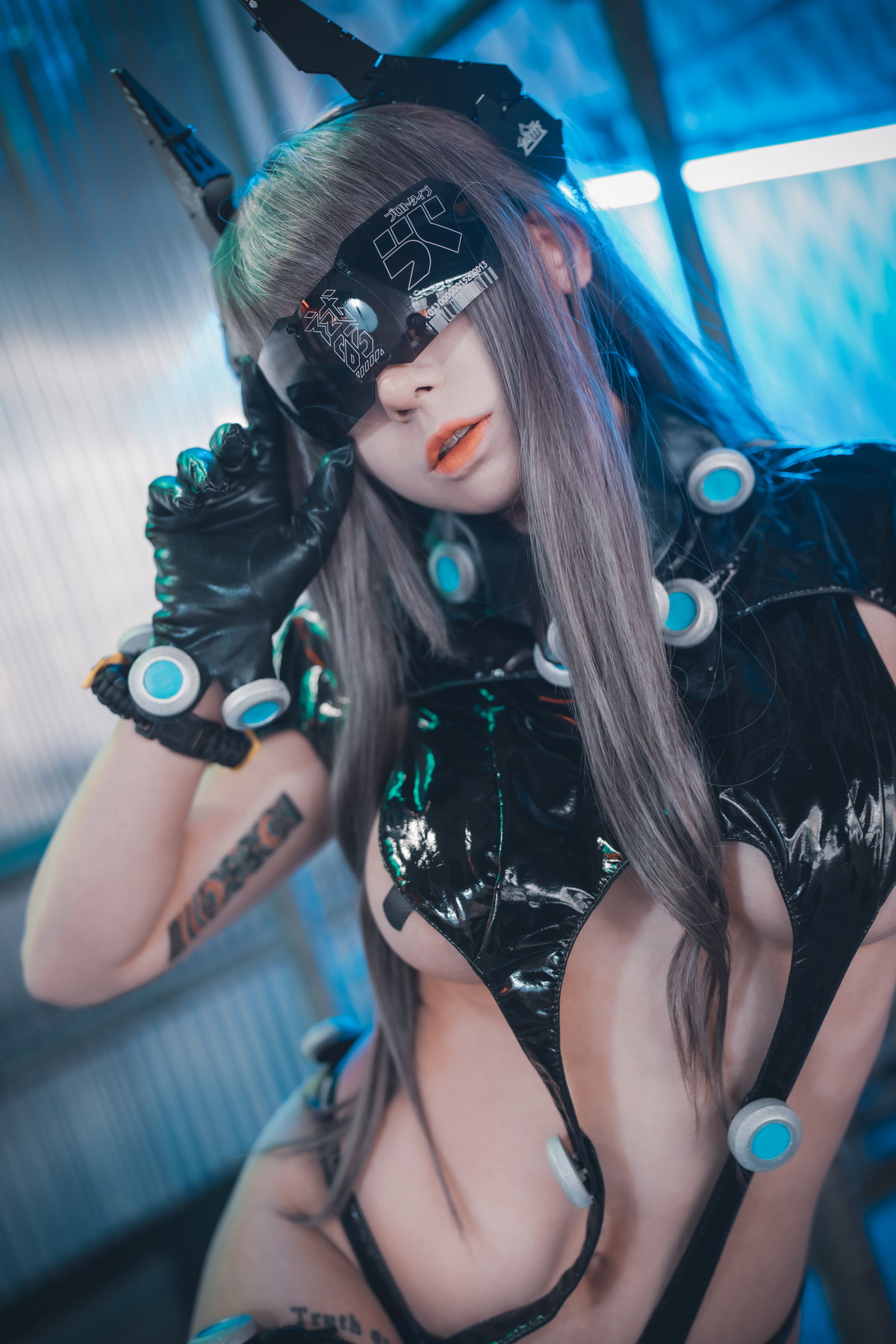 xgyw.top_[DJAWA]No.213_模特Maruemon_GantZ Version主题脱皮衣露黑色皮质情趣内衣诱惑写真151P