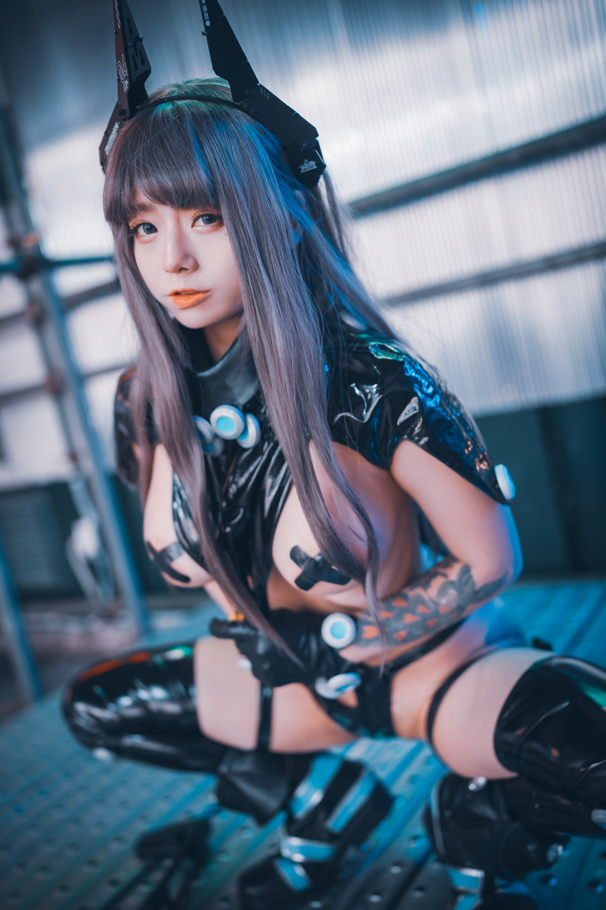 xgyw.top_[DJAWA]No.213_模特Maruemon_GantZ Version主题脱皮衣露黑色皮质情趣内衣诱惑写真151P